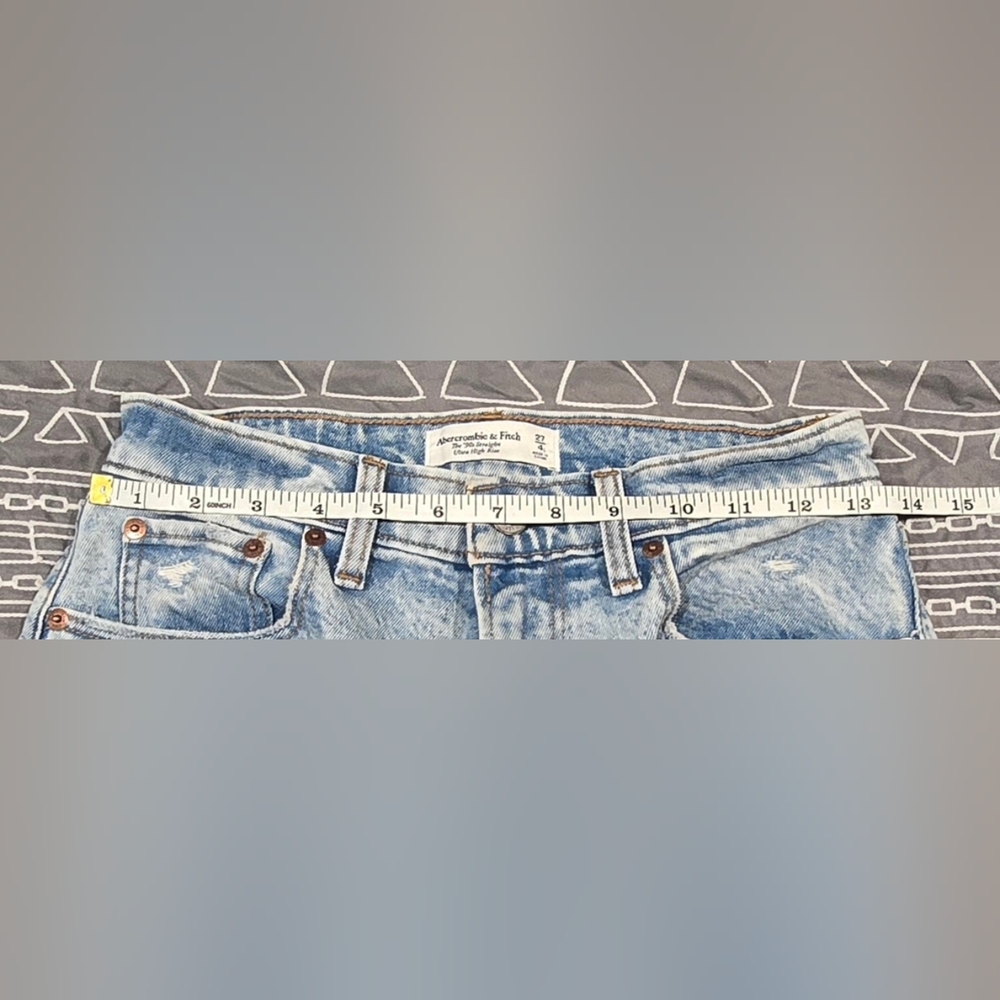 Abercrombie Ultra High Rise 90s Straight Leg Jeans Size 4/27Long - Picture 5 of 7